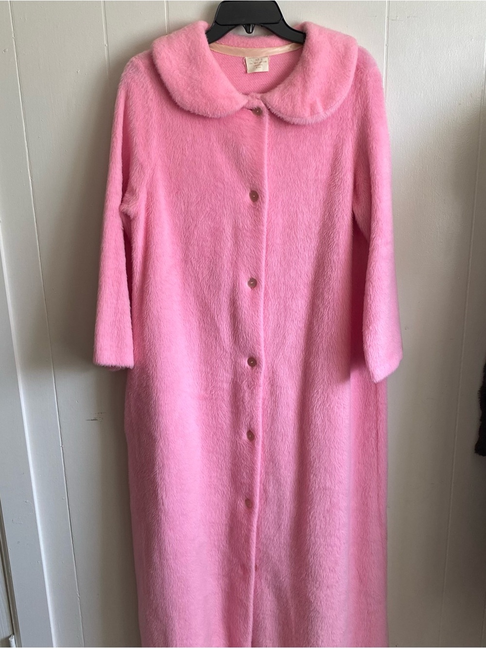 Vintage Pink Long Button-Front Women's robe